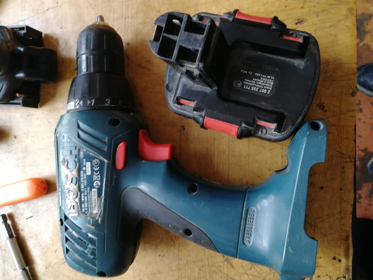 Как разобрать шуруповерт бош 18 вольт Ремонт шуруповерта Bosch GSR12-2